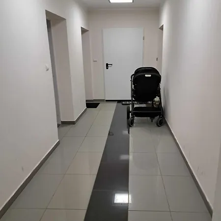 Nowoczesny Z Duzym Tarasem, 2 * シュチェチネク